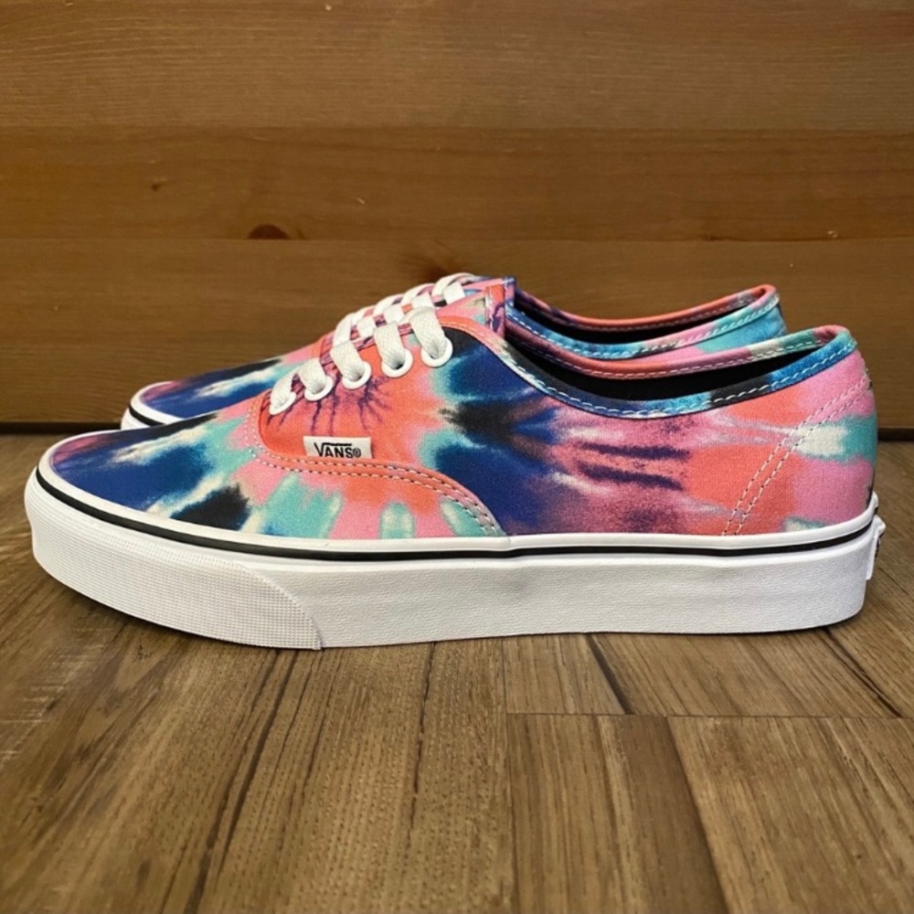 💞NEW💞 VANS AUTHENTIC TIE DYE